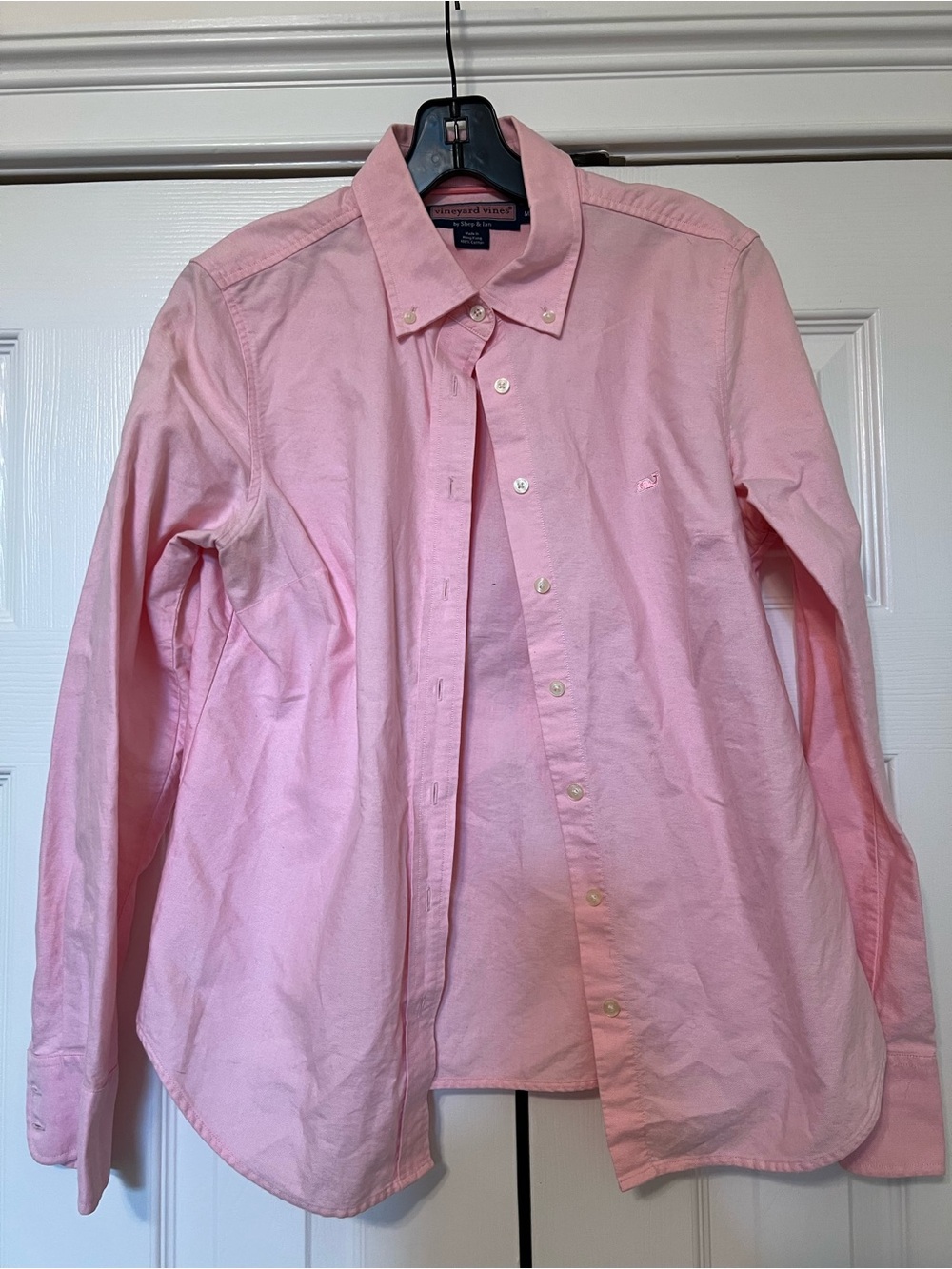 Vineyard‎ Vines Women’s Long-Sleeve Button-Down Shirt - Light Pink